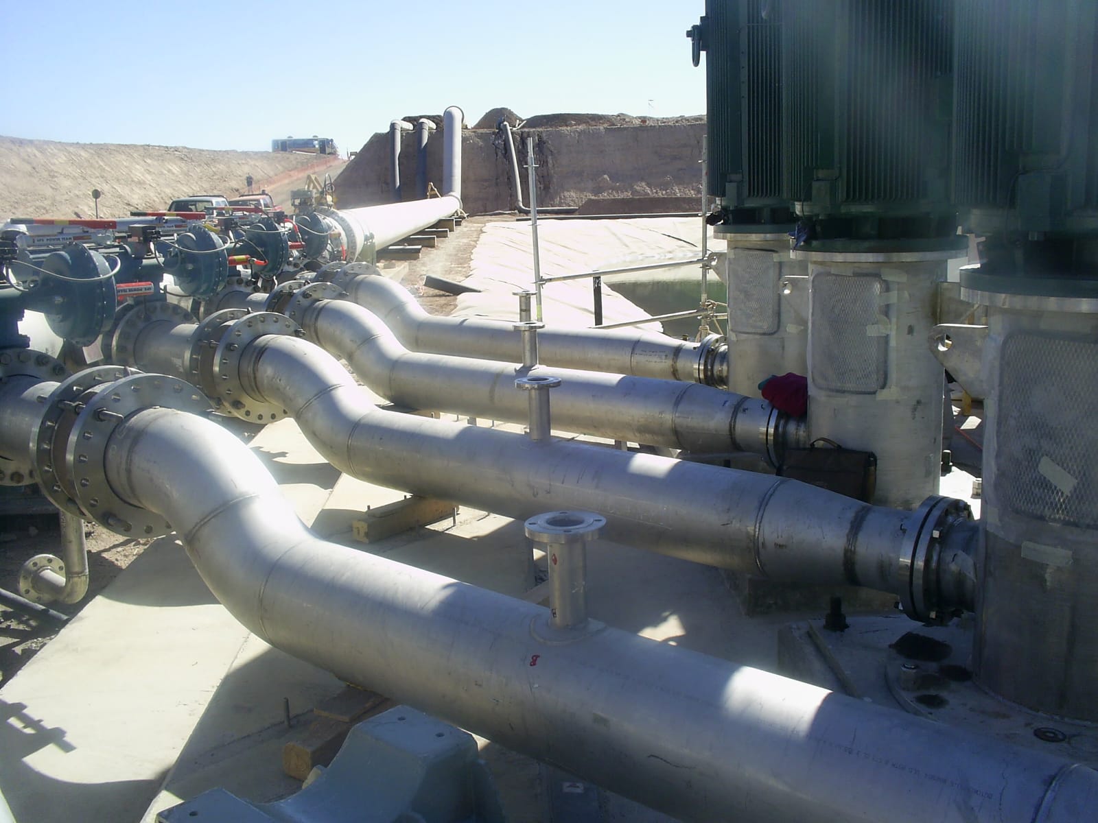 Montaje de piping en terreno
